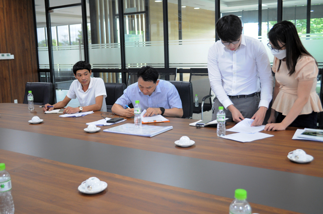 Lễ ký kết Hợp đồng cho thuê quền sử dụng đất giữa Công Ty TNHH MTV Phú An Thạnh – Long An và Công ty Trách Nhiệm Hữu Hạn HS