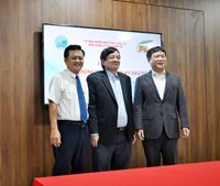 LỄ TRAO GIẤY CHỨNG NHẬN ĐĂNG KÝ ĐẦU TƯ VÀ GIẤY CHỨNG NHẬN QUYỀN SỬ DỤNG ĐẤT CHO CÔNG TY TNHH LOTTE ECO LOGIS LONG AN